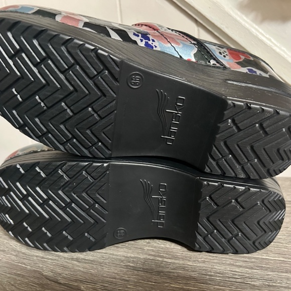 Dansko Professional Leather Clogs - Picture 4 of 4